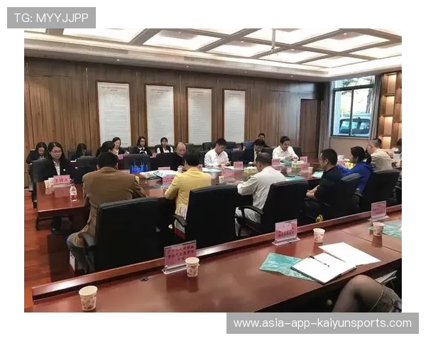 屠光绍谈深化惠金融功能的四个建议点，深化普惠金融