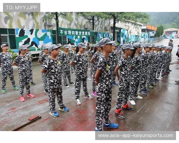 世界体操夏令营：青少年训练氛围浓厚成果丰硕，世界体操协会官网